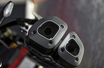 Ducati Monster 1200 R 2017 - Bild 36 Ducati Monster 1200 R 2017 - Bild 36